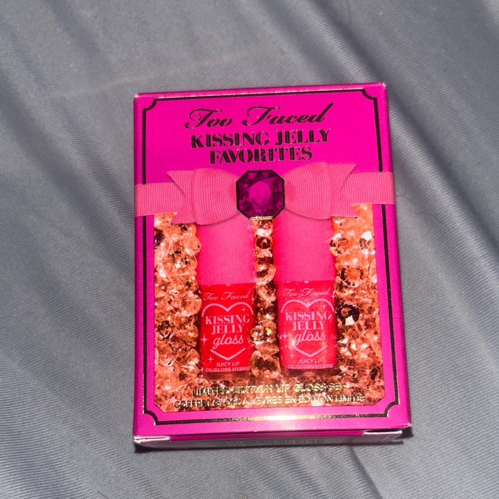 Too Faced Kissing Jelly Gloss Set in Pink and Gold
